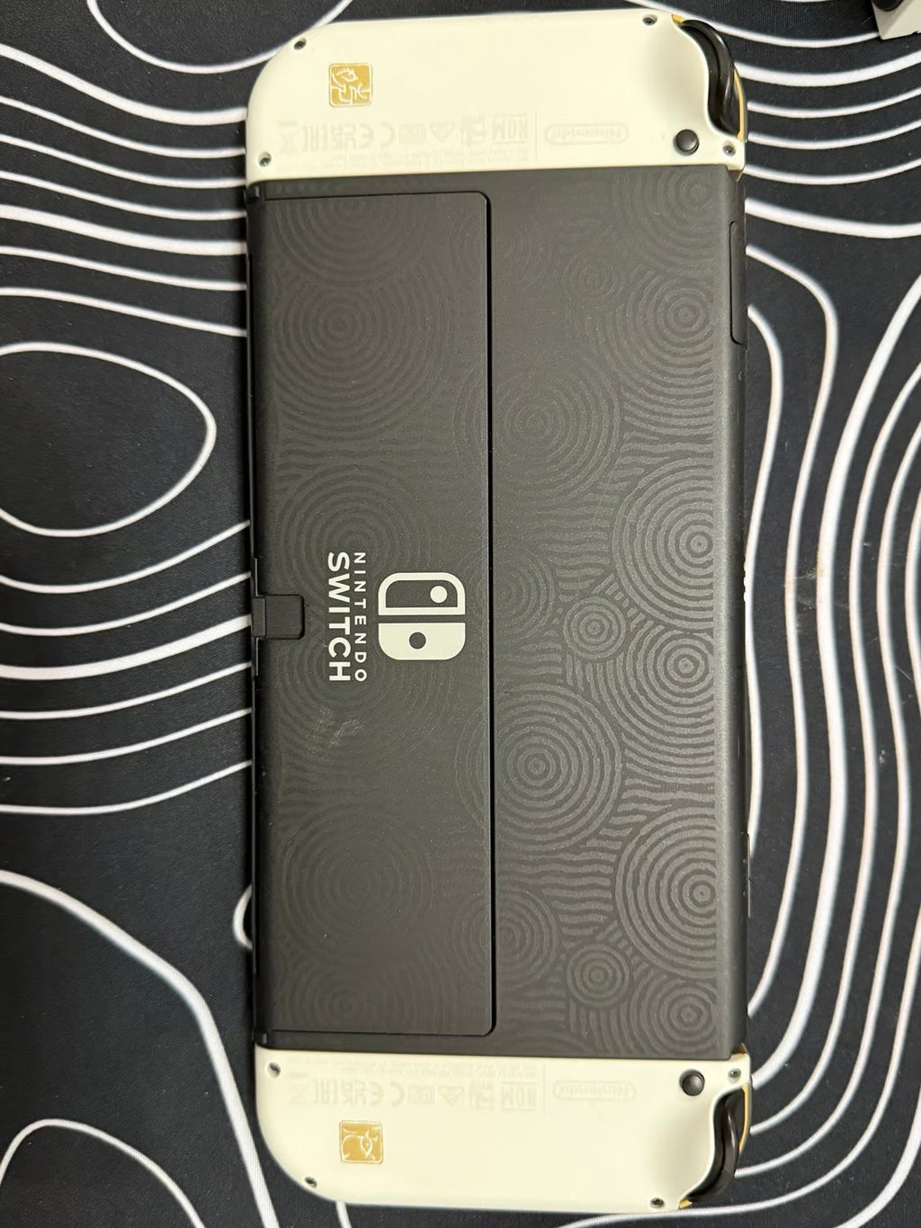 Nintendo switch 6V87