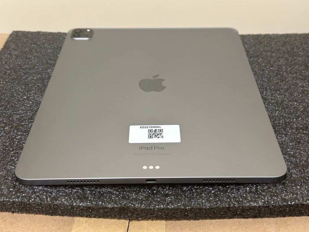 Apple ipad pro 12.9 6th gen M2  128 gb wifi 3M85