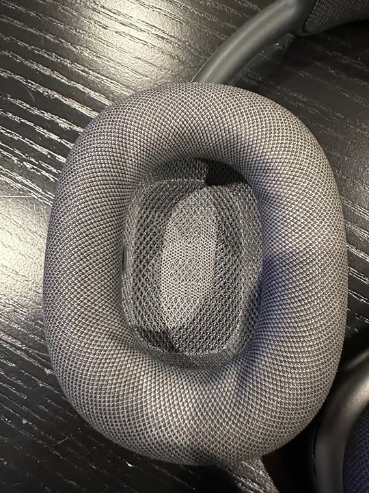 Pre-Owned Airpods Max Model A2096 6J75