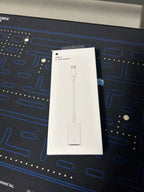 13-inch Macbook air with M2 chip 9O75