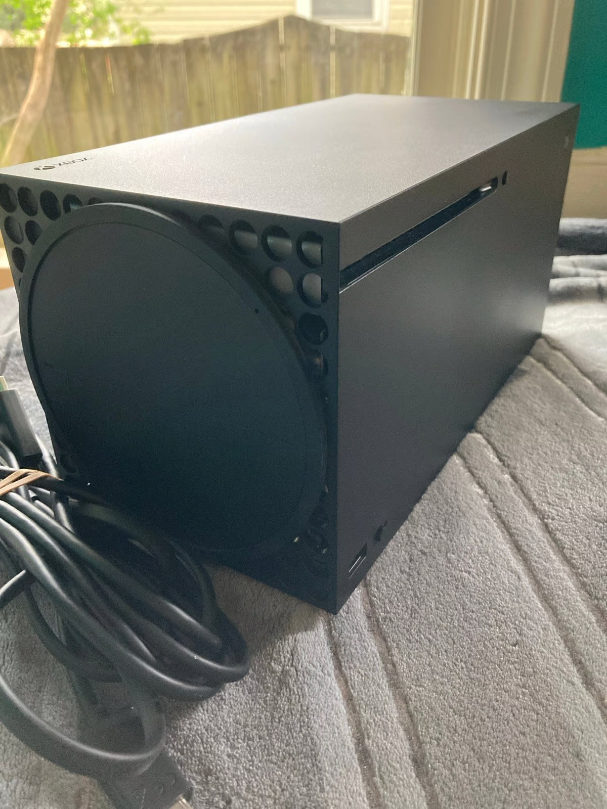 Microsoft Xbox Series X 1TB Console/ Tony Hawk Pro Skater 1-2 6E31