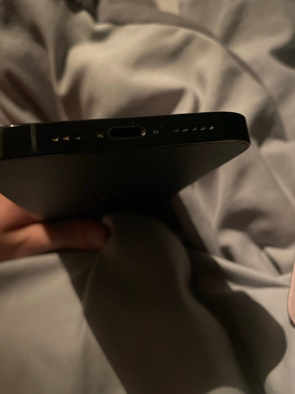 Apple iPhone 14 Pro 128 GB in Space Black Unlocked 8Z89