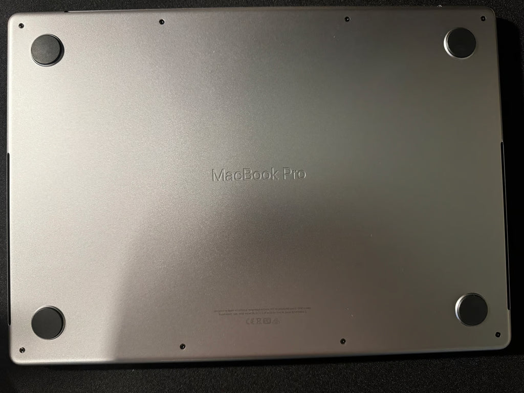 macbook pro 14 inch 1R92