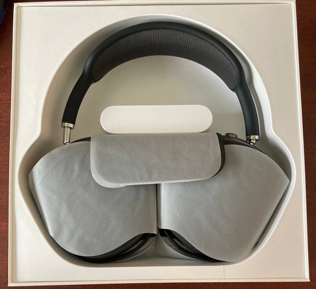 Apple AirPods Pro Max Headphones with Smart Case - Space Gray 6H99