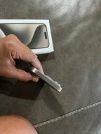 Unlocked iPhone 15 pro 128gb 7S39