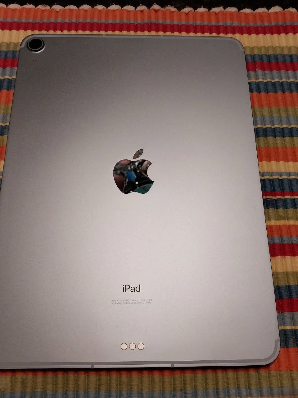 Apple iPad Air 4th Generation 64 GB 3V76