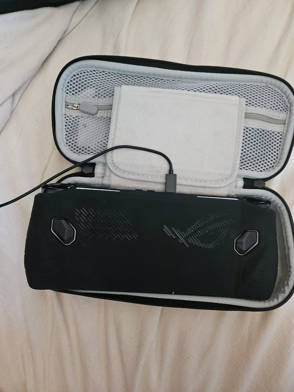 ASUS rog ally z1 extreme 6K38