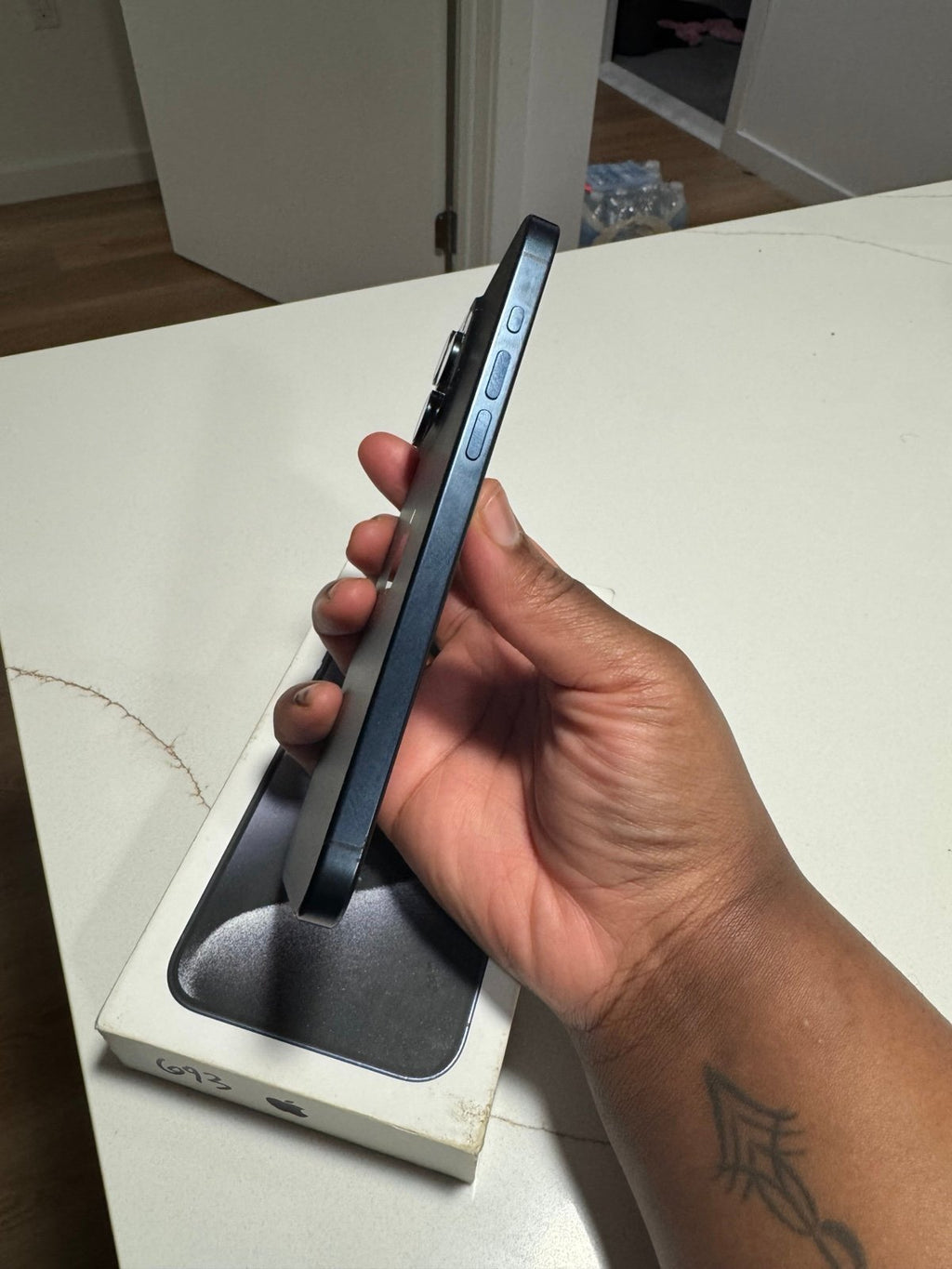 iPhone 15 PRO MAX 256G UNLOCKED 3E93