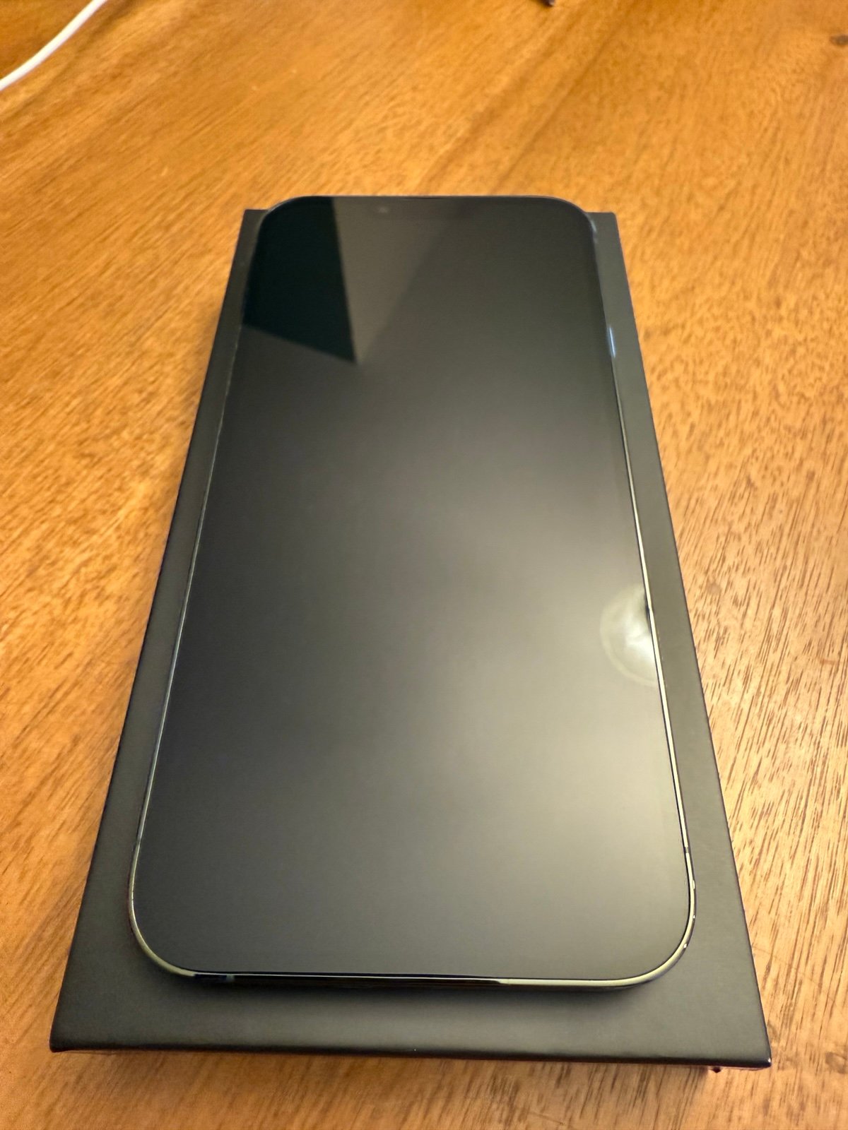 iPhone 13 Pro Max Unlocked 2J26