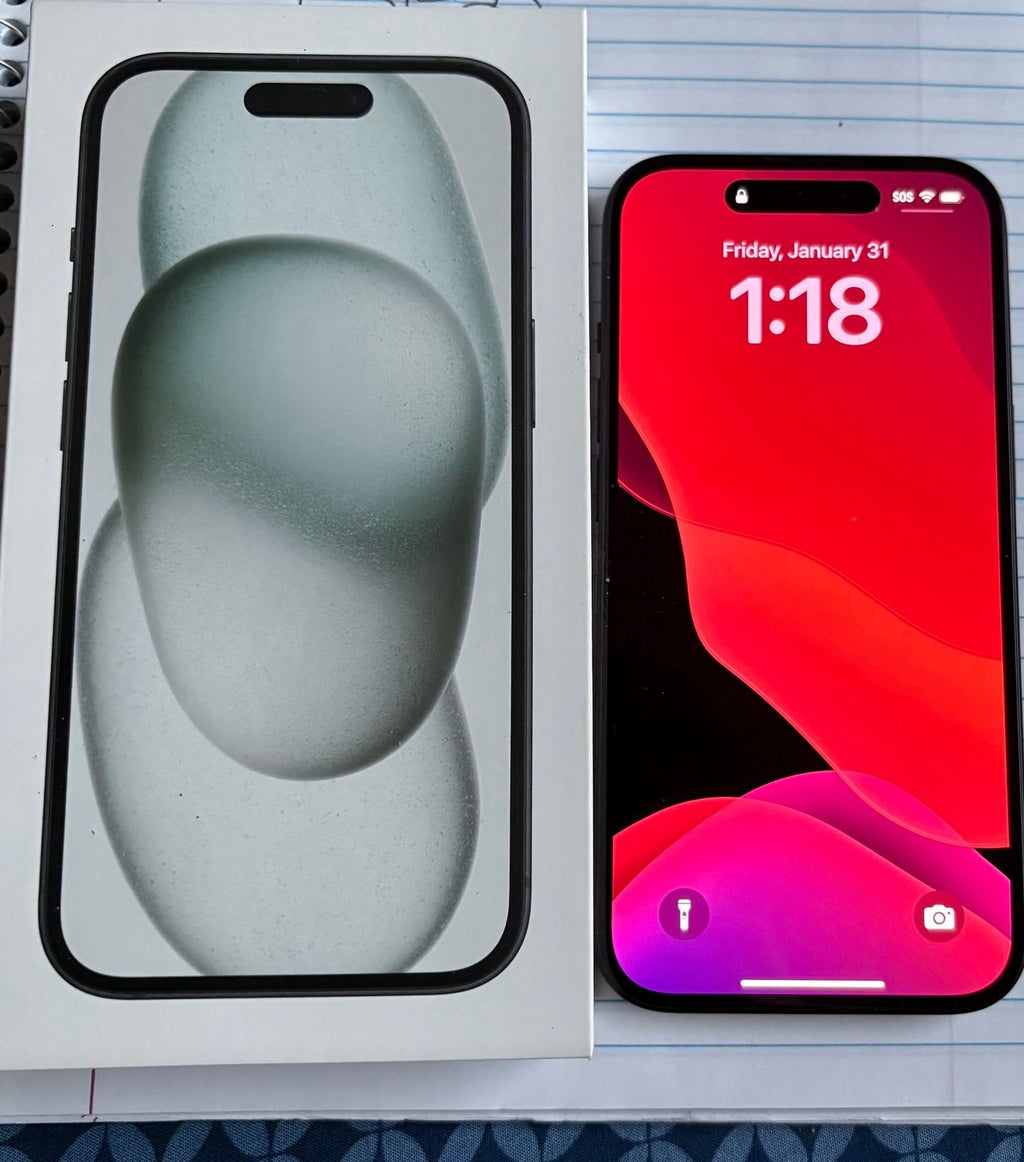 iPhone 15 w/128 GB - Black 5T68