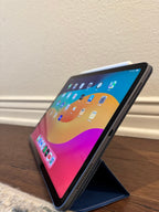 Apple iPad Pro 1st Generation 64 GB in Space Gray + Apple Pencil 3O79