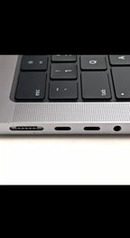 Apple MacBook Pro 2021 14"" Apple M1 Pro 6T36