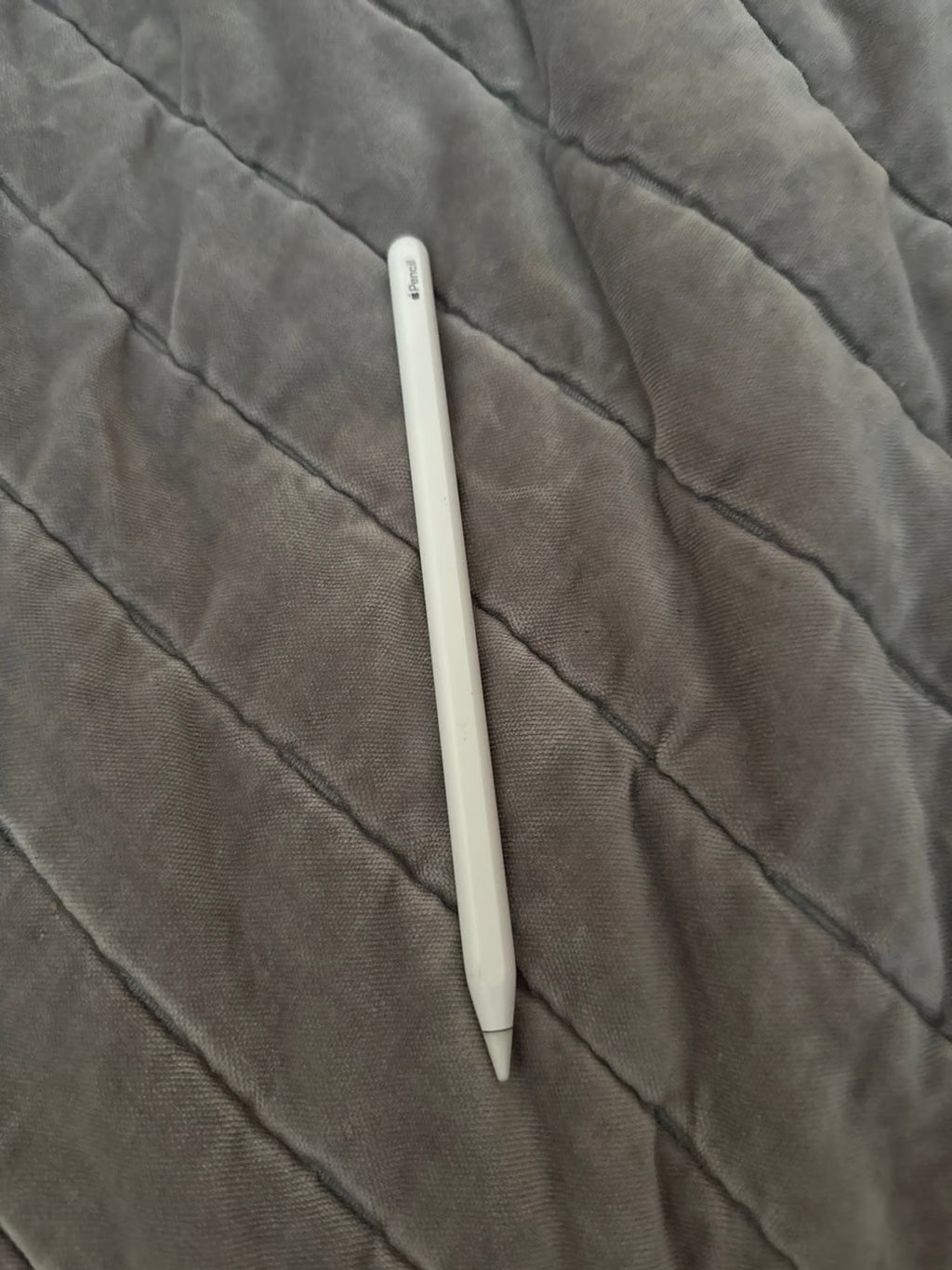 Apple iPad Air 5th Generation 64 GB 1L95