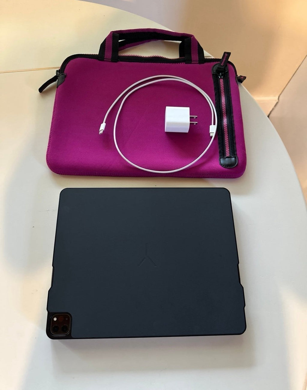 iPad Pro 12.9 inch 4th gen 128G + keyboard 8F56