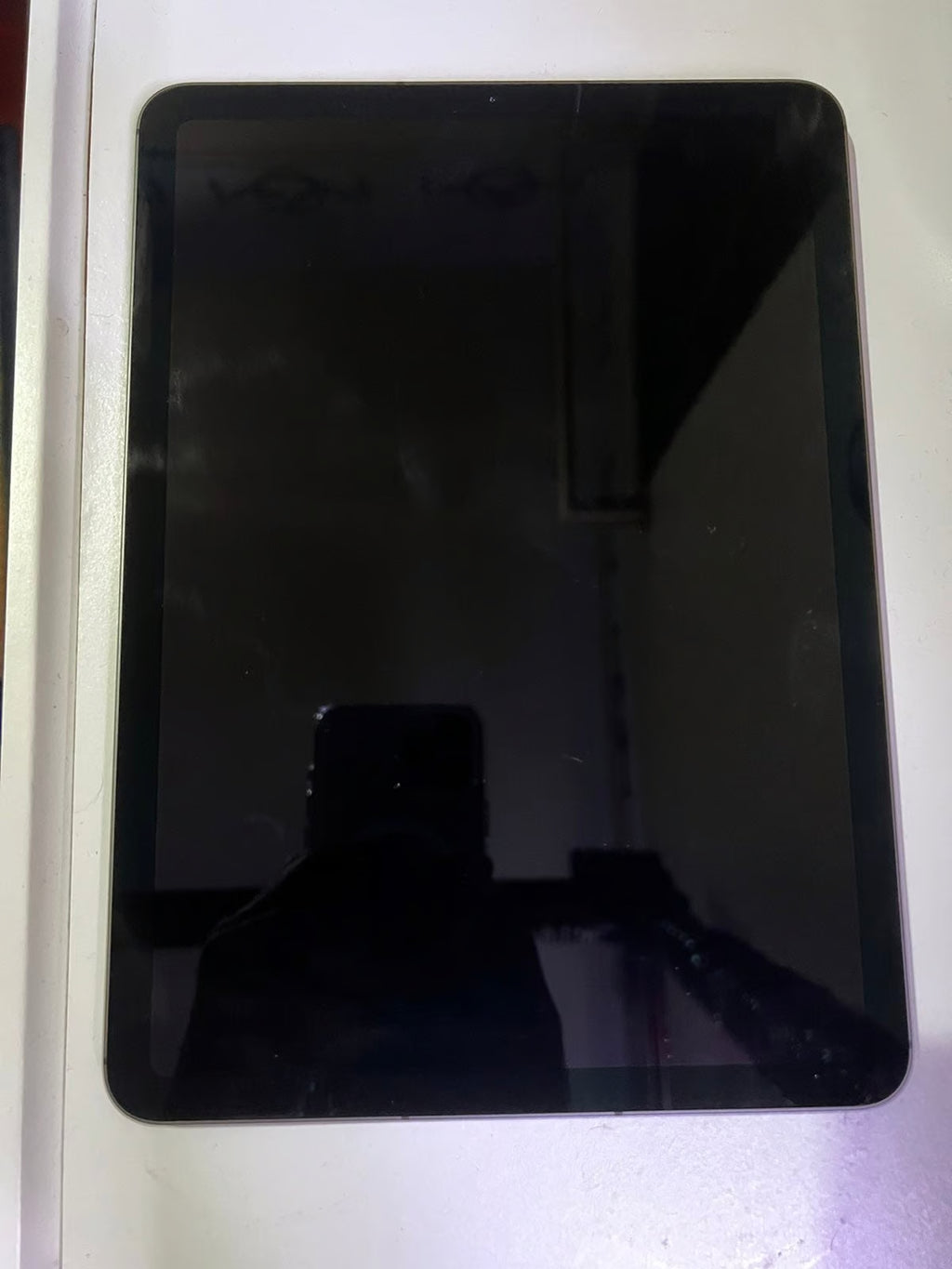Apple iPad Air 4th Generation 7P25