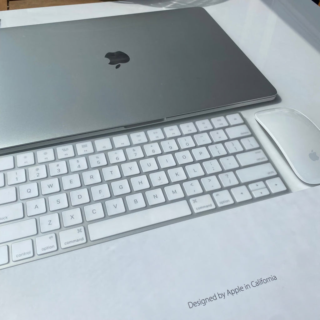 MacBook Pro 15-inch 7E77