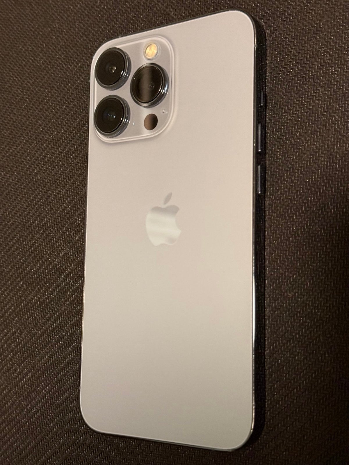 MUST SEE! Apple iPhone 13 pro 256gb unlocked Sierra Blue Excellent! 1C26