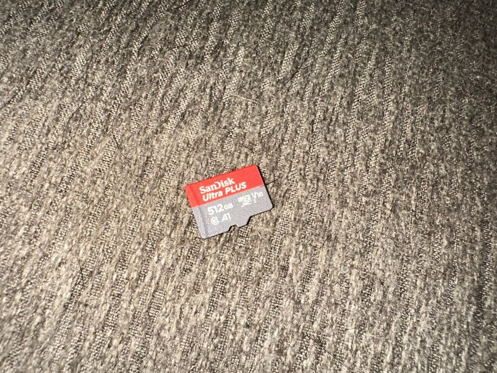 Steam Deck LCD 512Gb Storage & 512Gb SDcard - Total 1Tb - Dbrand Grip Case 5R37