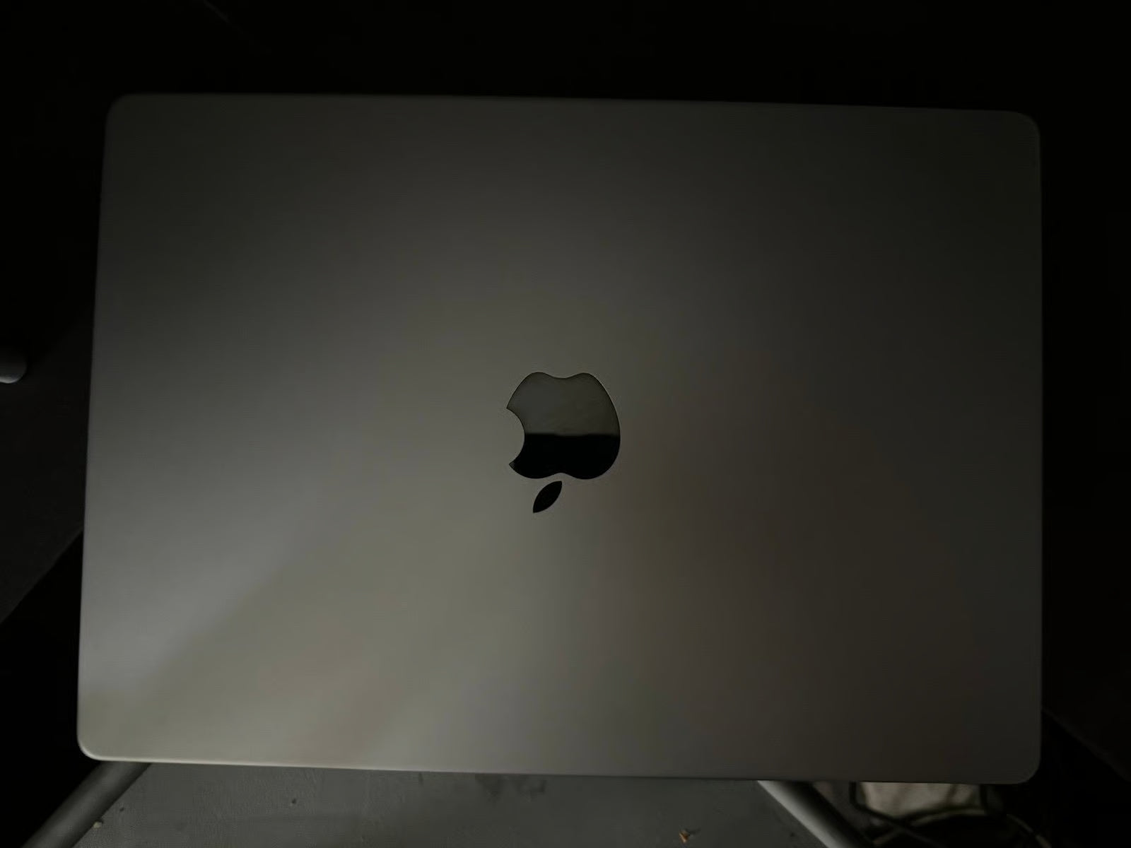 macbook pro M1 Pro 14 inch 6N91
