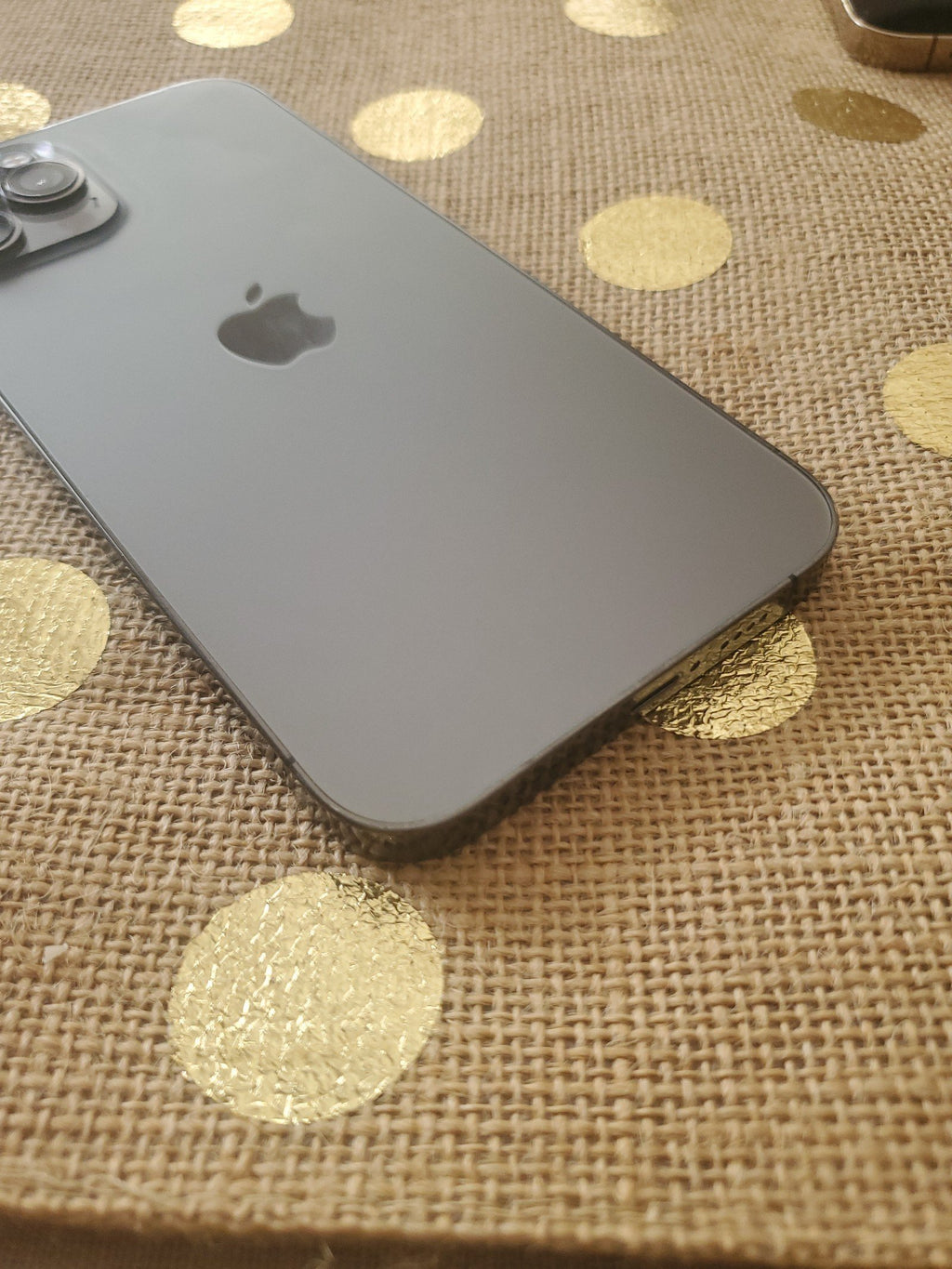 Apple iPhone 12 Pro Max 128 GB in Graphite for Unlocked 1G81