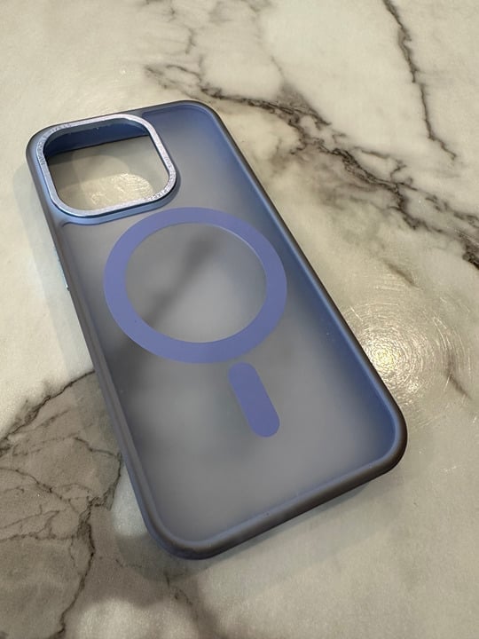 iPhone 15 Pro 256GB unlocked with sim tray 7W66