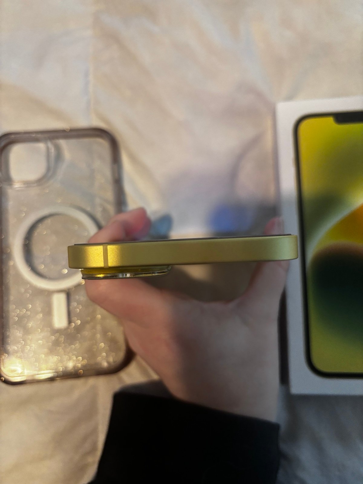 Apple iPhone 14 Plus 128 GB in Yellow for Unlocked 2J59