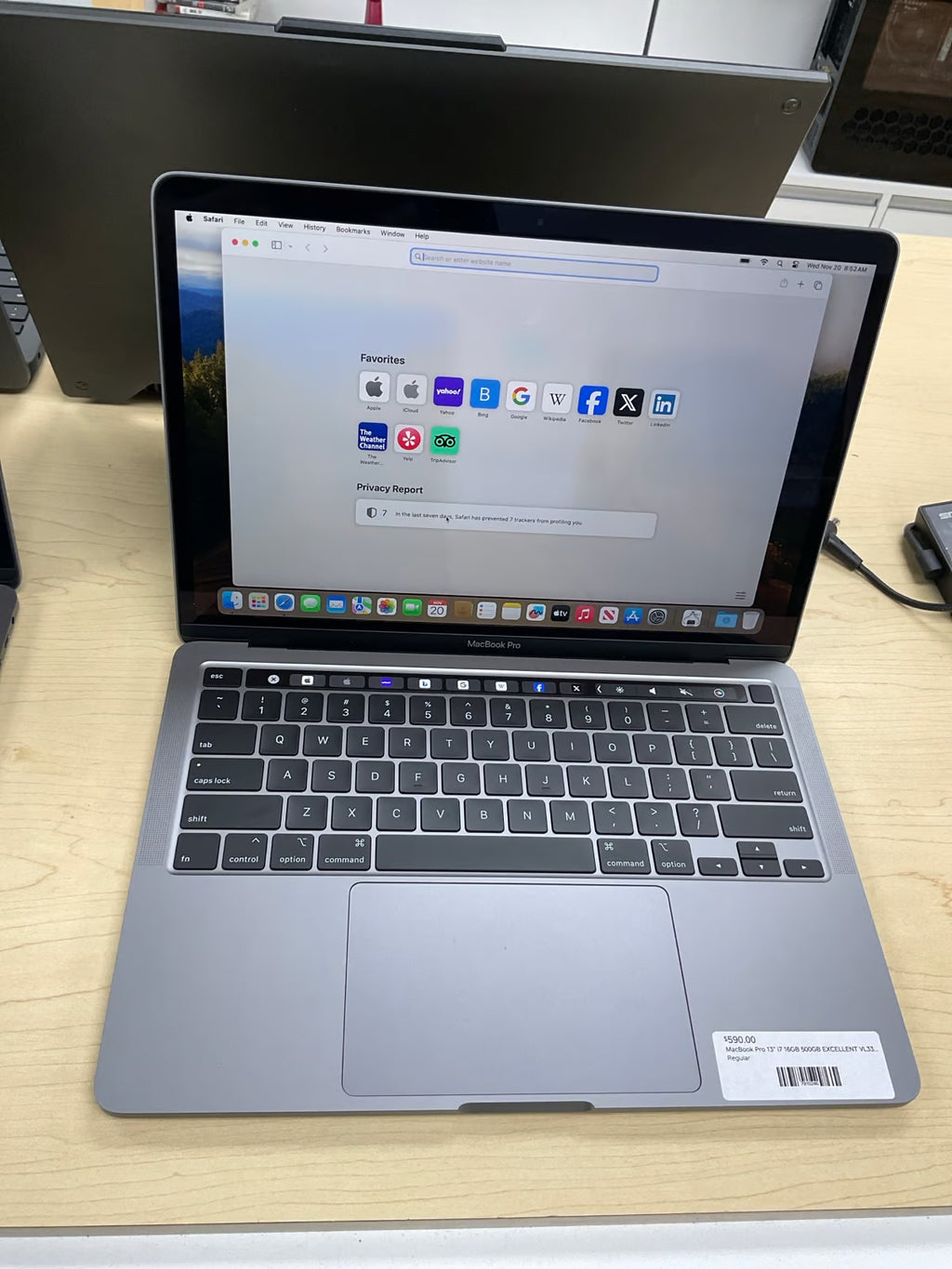 MacBook Pro 13鈥?2020 i7 16GB RAM 500GB SSD Excellent NEW OEM battery 7T21
