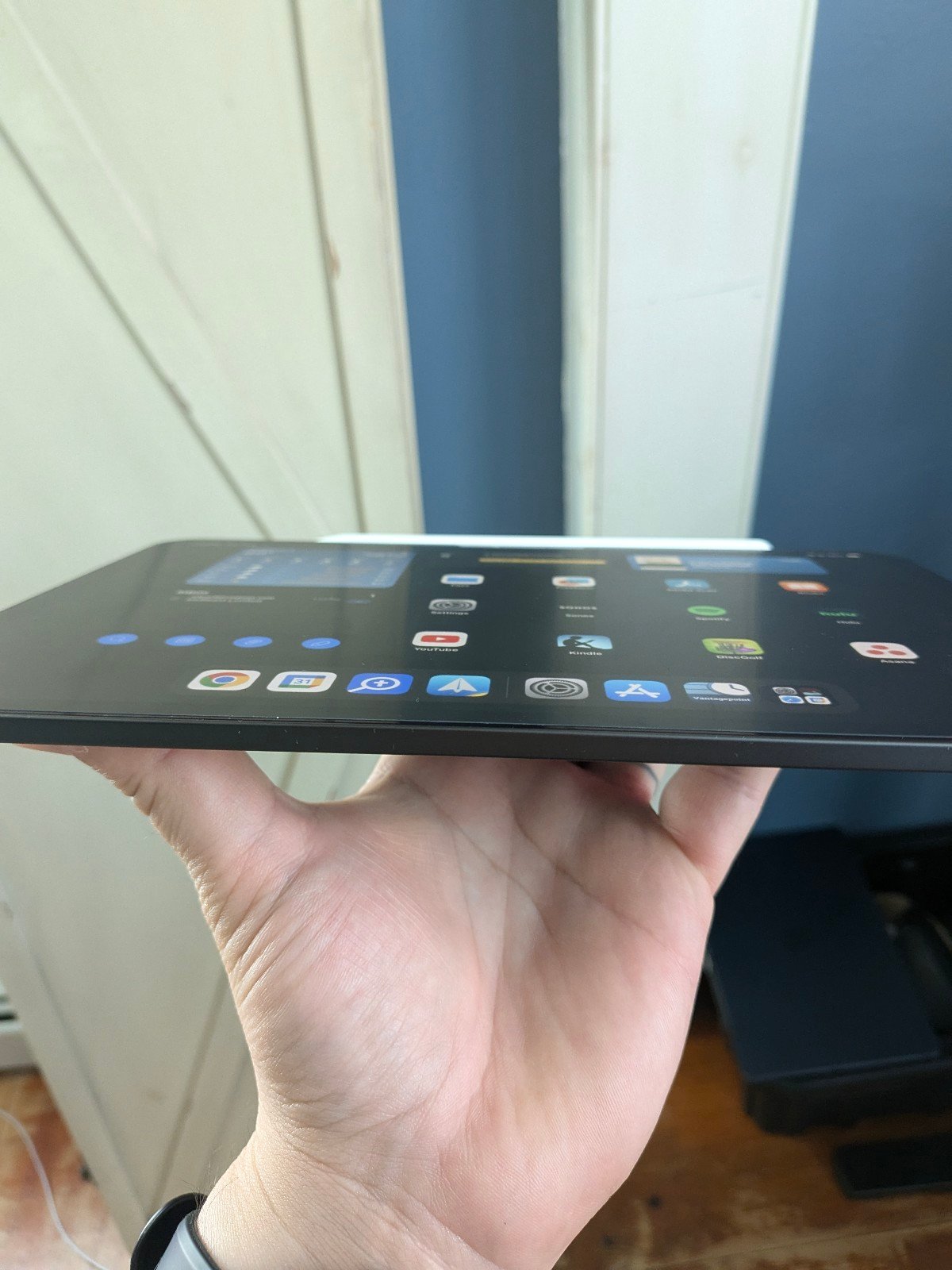 iPad Pro 11 inch m4 Bundle Space Grey (256Gb) 9Z53