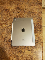 Apple iPad Air 4th Generation 64 GB in Sky Blue 8V53