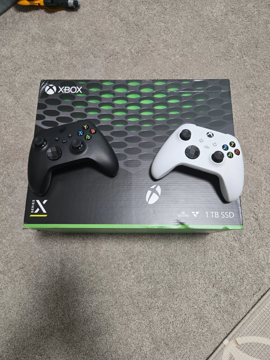 Xbox Series X 8F31