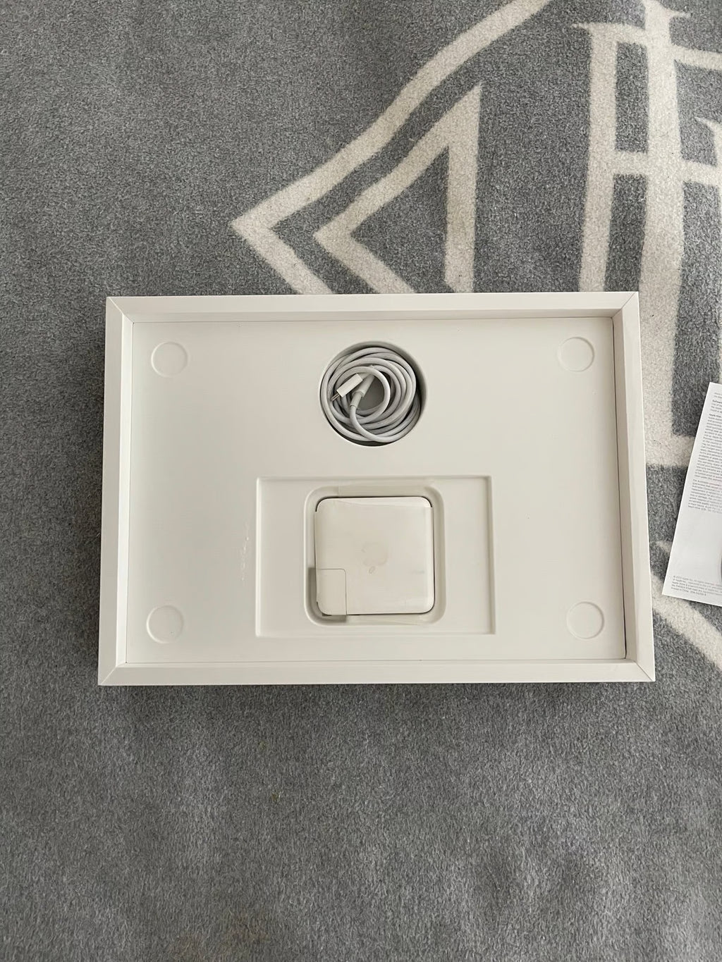 macbook pro m1 13.3 1K65