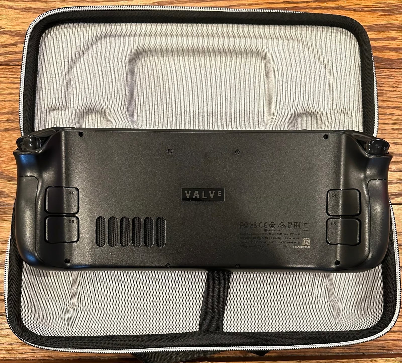 Steam Deck 512gb LCD model 7V15