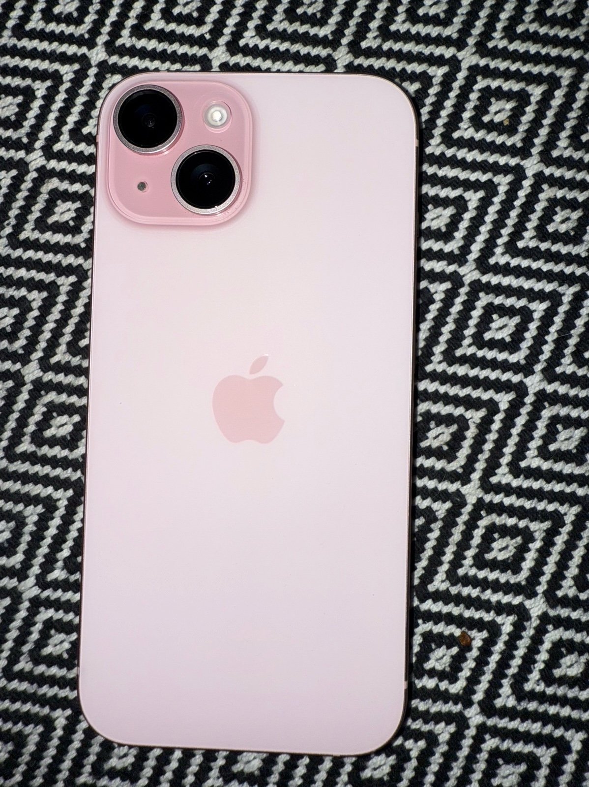 Apple iPhone 15 unlocked 2N96