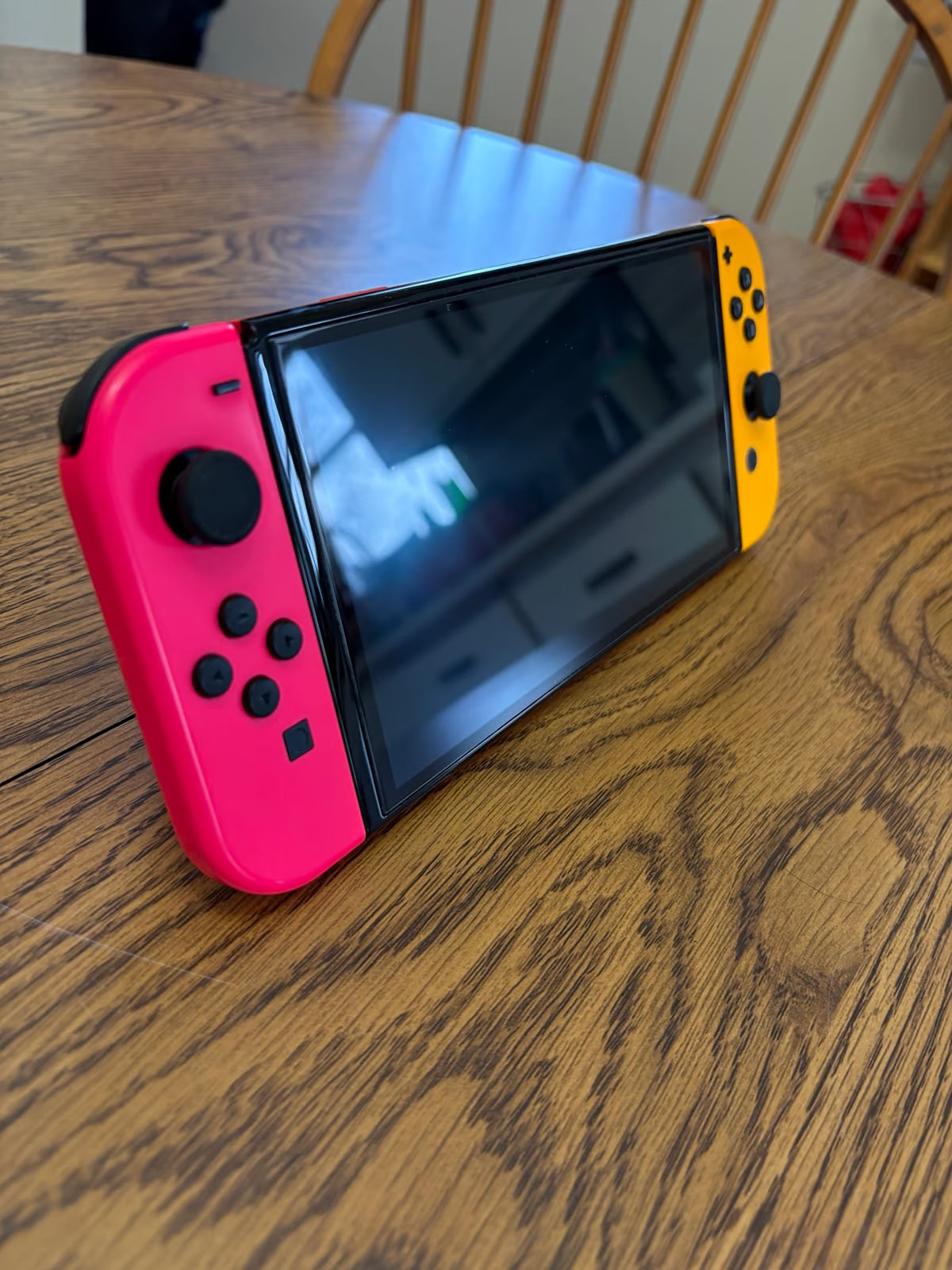 Nintendo Switch 8W23