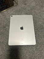 iPad Pro 3rd Gen 12.9 IN *PERFECT CONDITION * 6J19