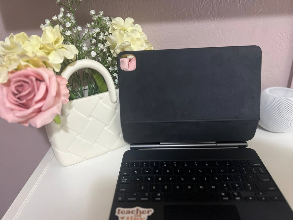 iPad Air 4th Generation with Magic Keyboard 5G51