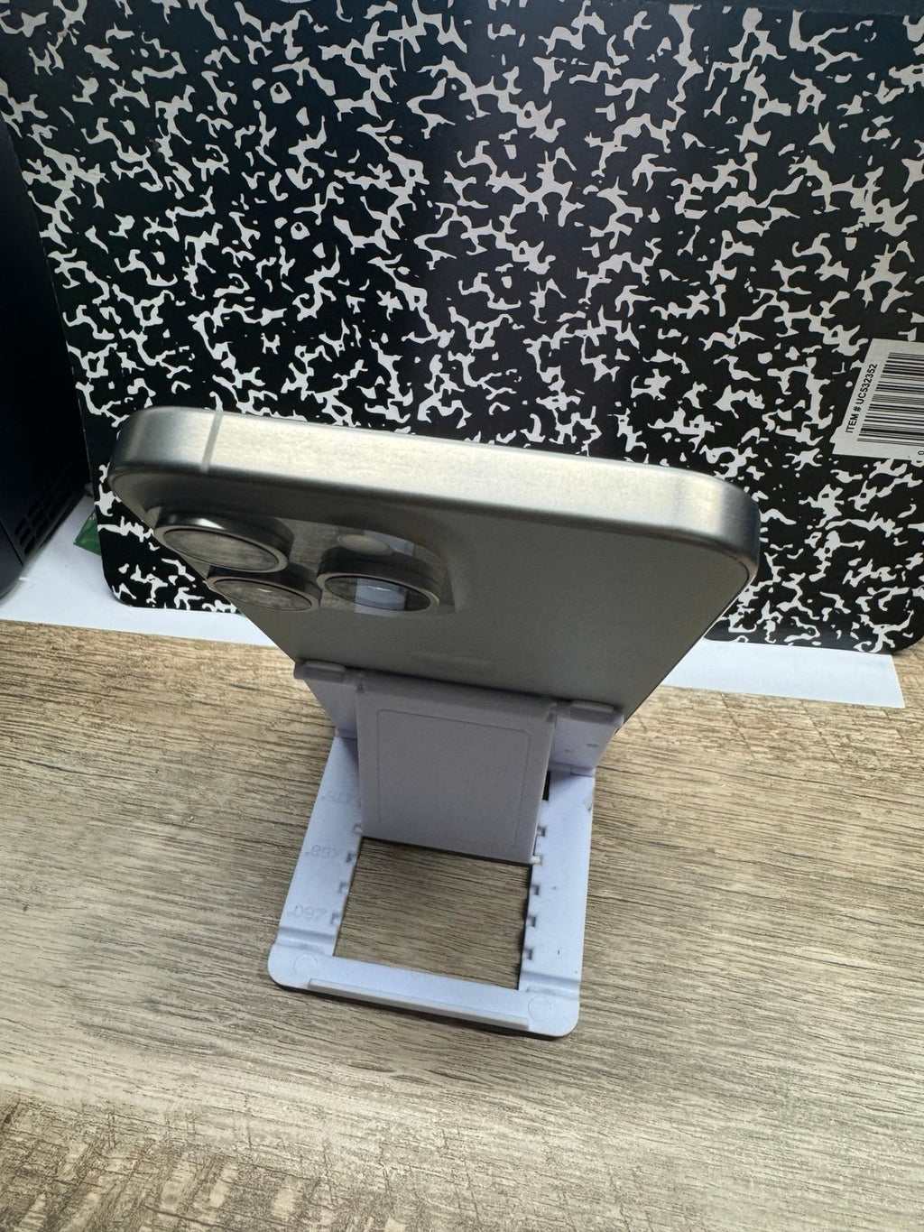 Apple iphone 15 pro max 256gb  unlocked 256gb 6T75