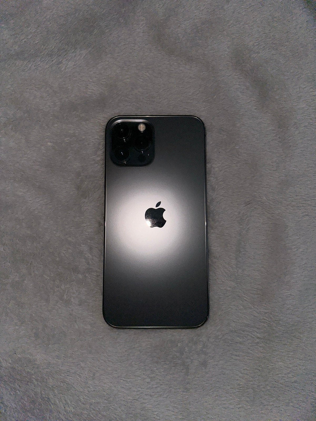 Apple iPhone 12 Pro Max 128 GB Graphite Unlocked 3T59