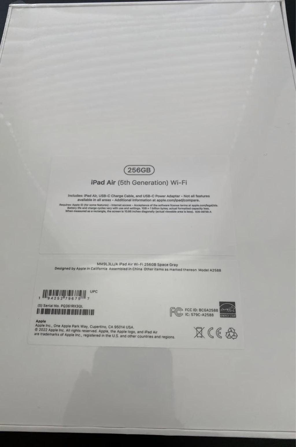 Apple iPad Air 5th Gen & Ipad Magic Keyboard 8Y62