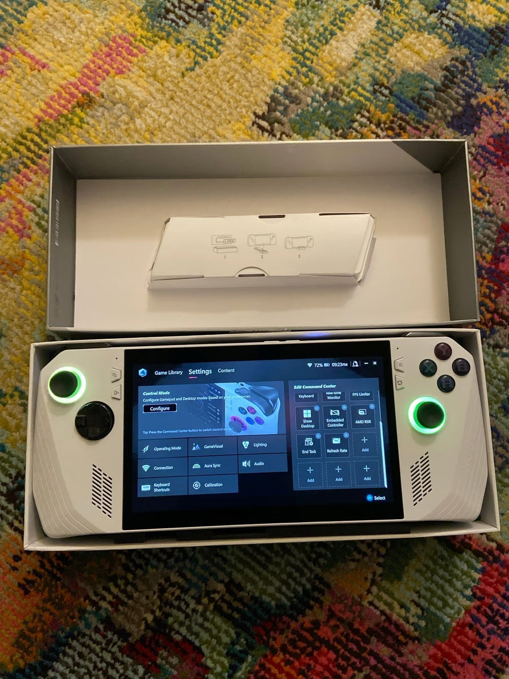 ASUS rog ally z1 extreme with official charger dock 2J61