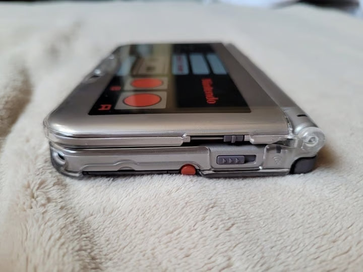 Nintendo 3DS XL NES Edition