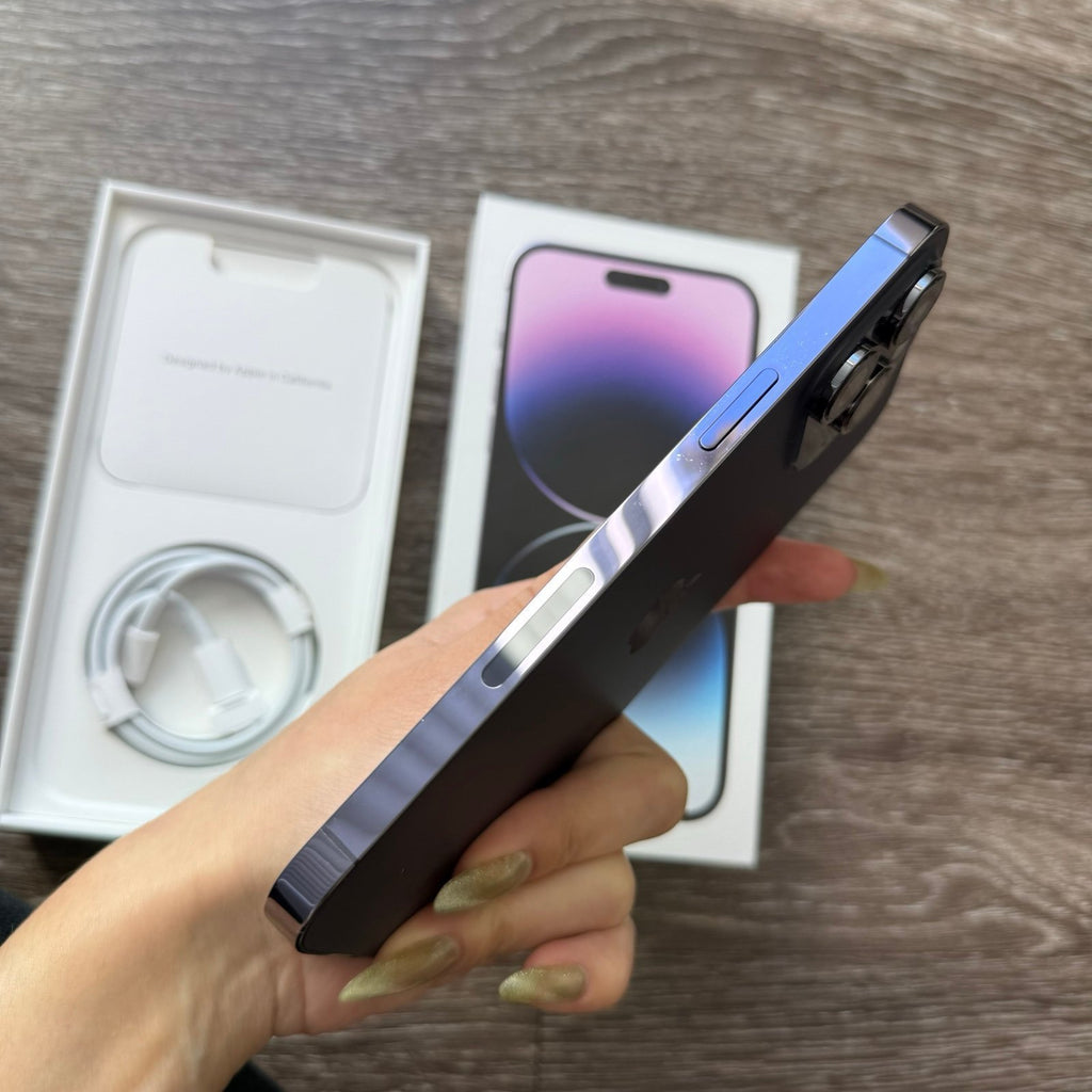 Apple iPhone 14 Pro Max 256 GB in Deep Purple 9M27