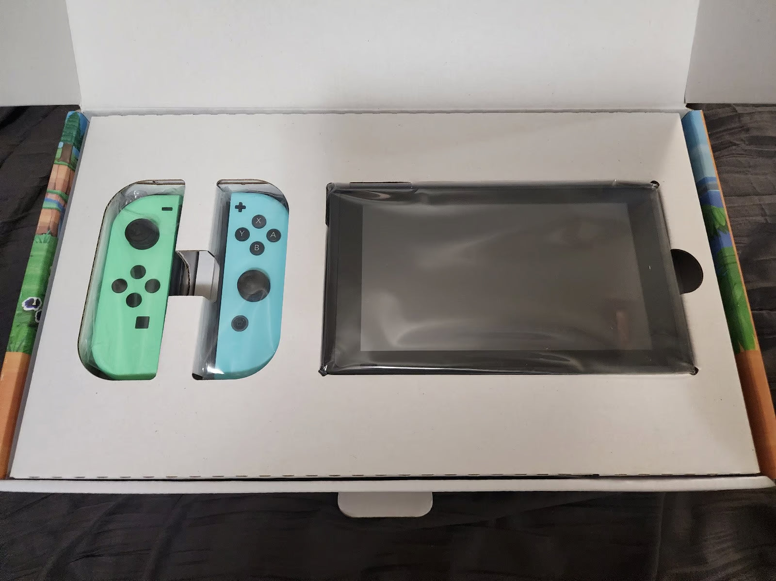 Brand New Limited Edition Animal Crossing Nintendo Switch Console 3W37