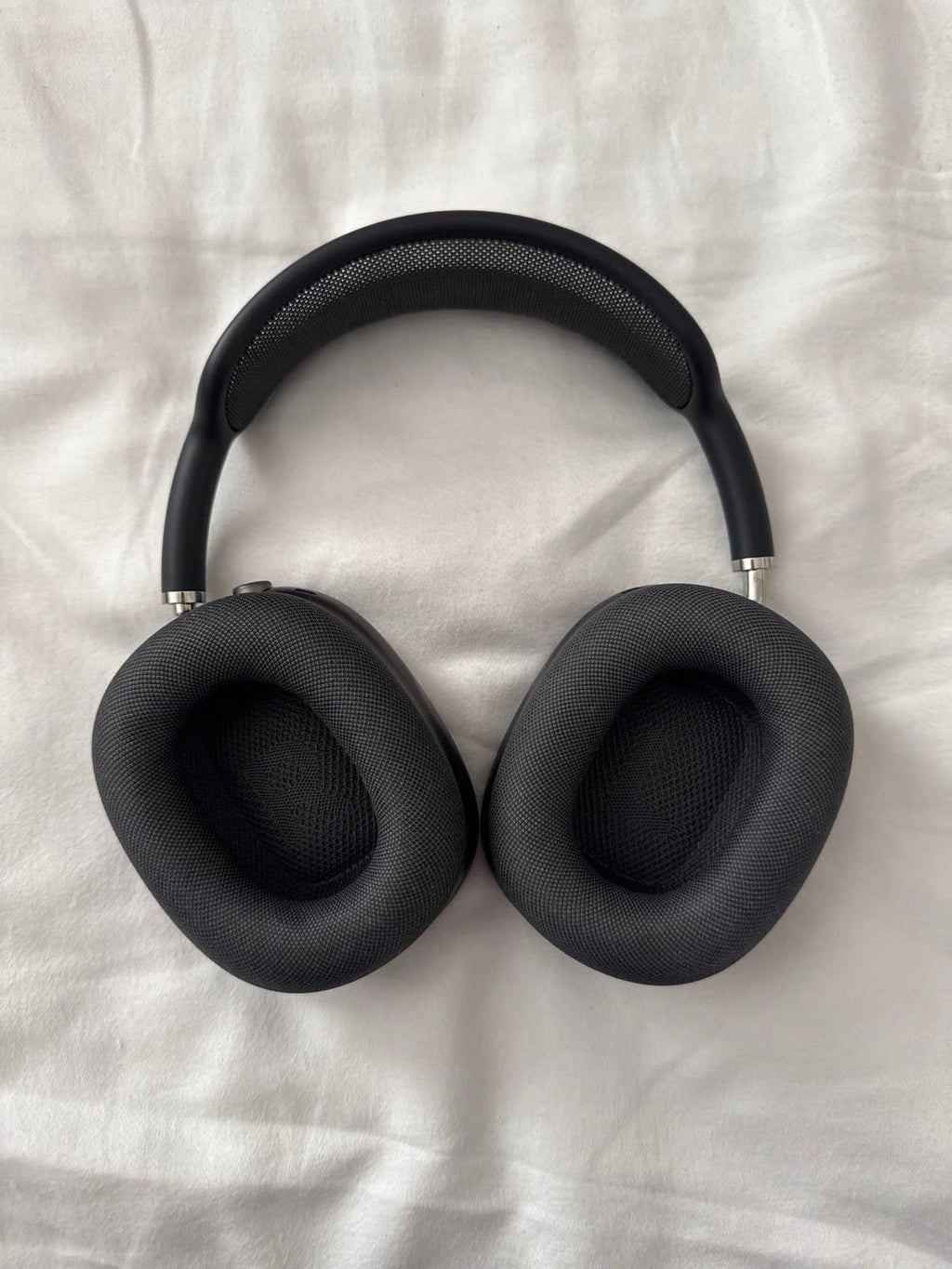 AirPod Max Space Grey plus accessories 2U71