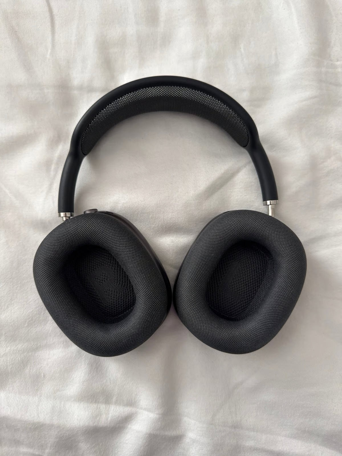 AirPod Max Space Grey plus accessories 2U71