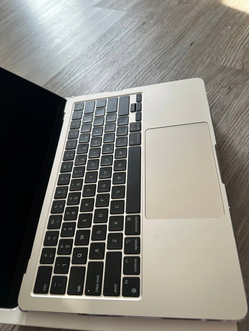 13.6-inch MacBook Air 5J95