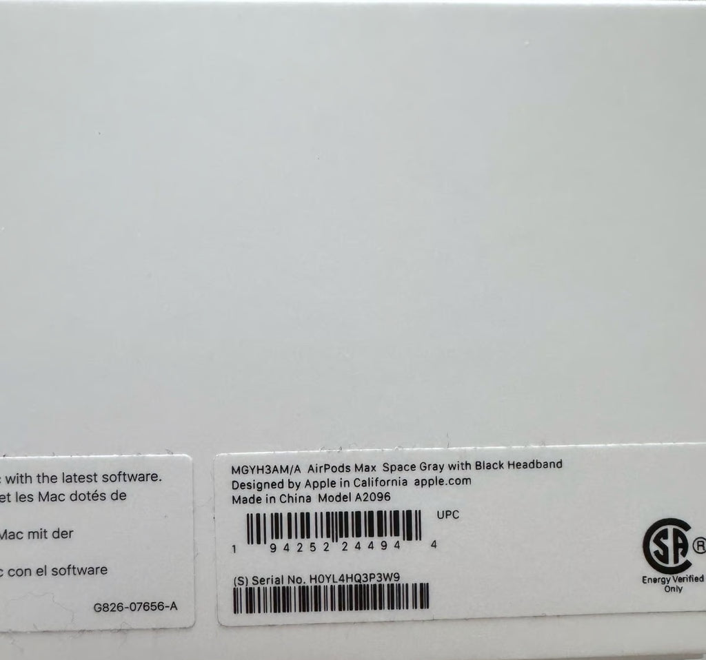 AirPod Max Space Grey plus accessories 2U71