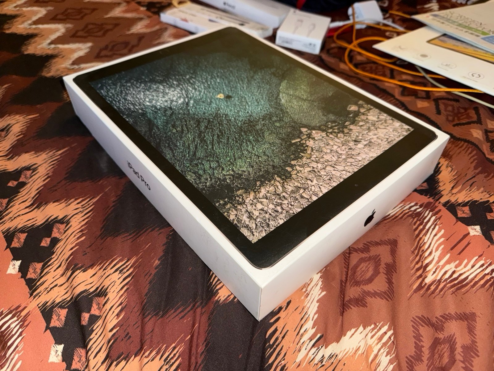 2017 iPad pro 12.9 inch 2O18