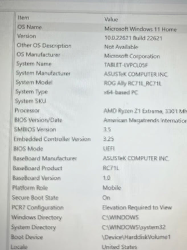 ASUS rog ally z1 extreme 512 GB (Practically New) 1P21