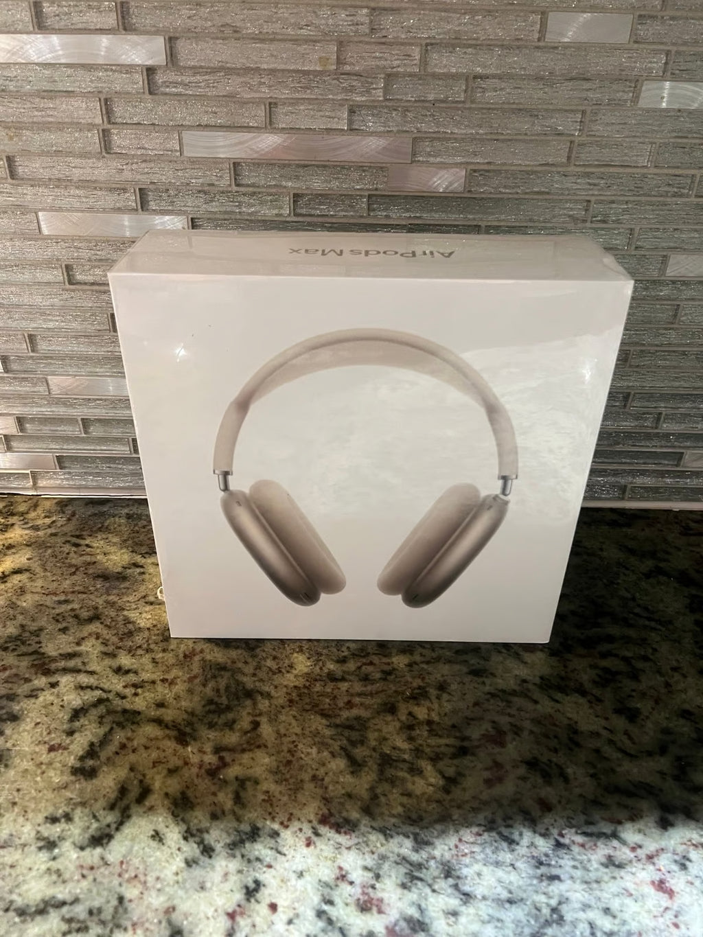 Apple AirPods Max with Smart Case & Lightning USB-C Cable 5Y28